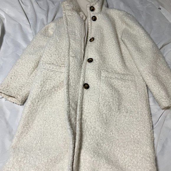 White Sherpa Coat - Picture 2 of 8